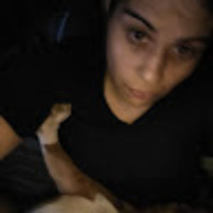 Meet your Posher, Larissa